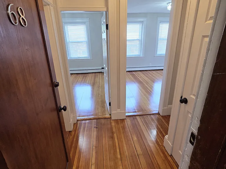 12 Newhall St #68 — Photo 2