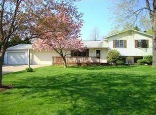 2949 Red Oak Dr, Perry, OH