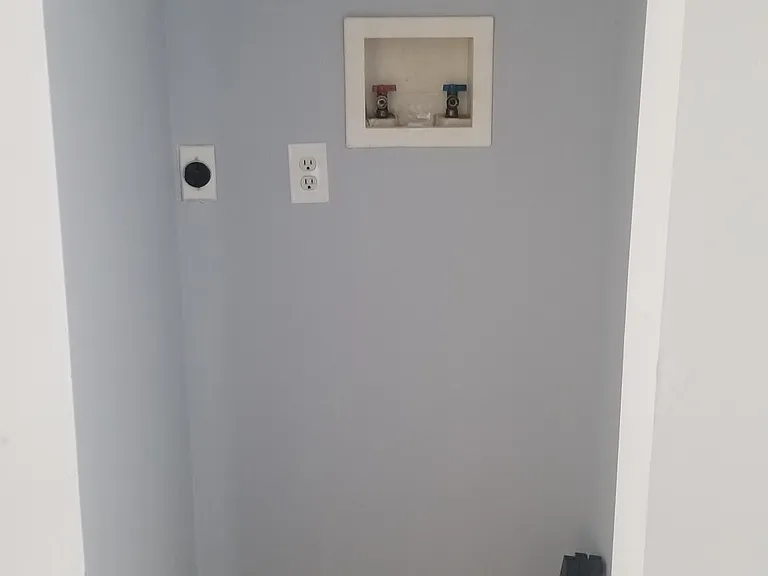 20 Rose Ave #4 — Photo 10