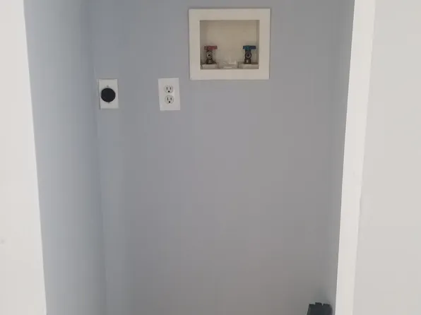 20 Rose Avenue image 8 of 15