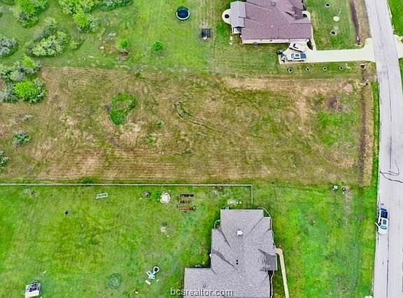 2nd image of 18111 Wigeon Trail Ct