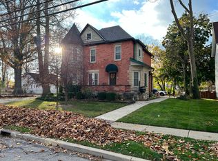 4436 Center St #A, Willoughby, OH 44094