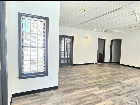 5th image of 85 River Rd #4