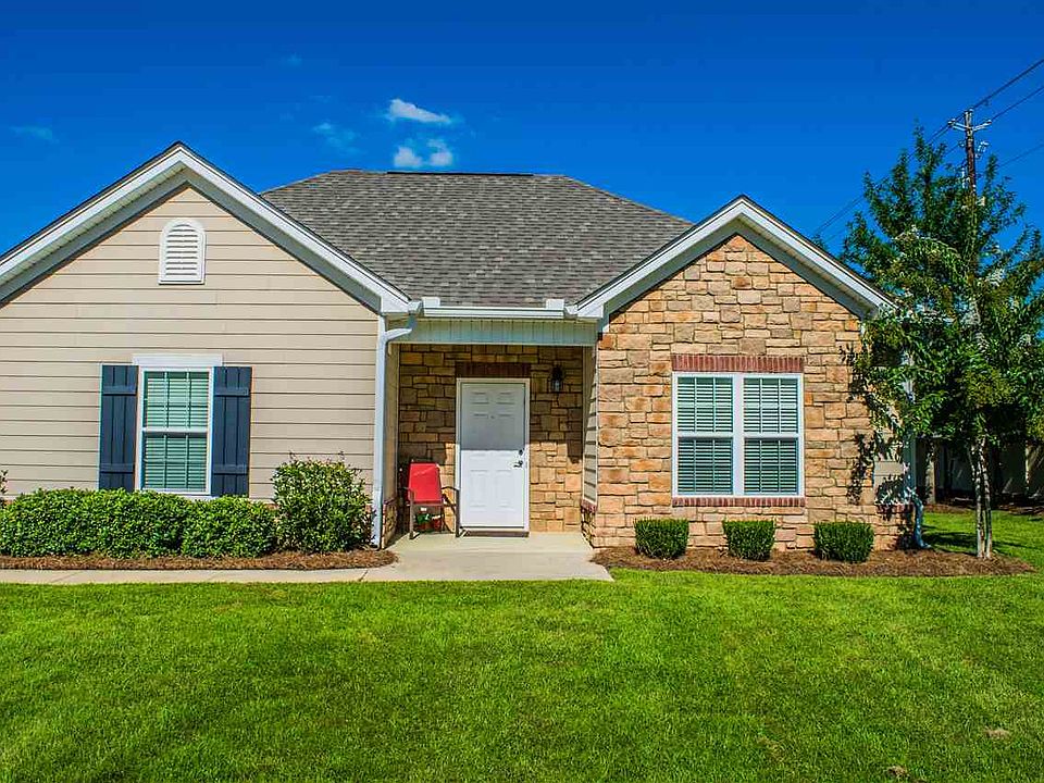 1st image of 310 Hidden Creek Cir Unit 3