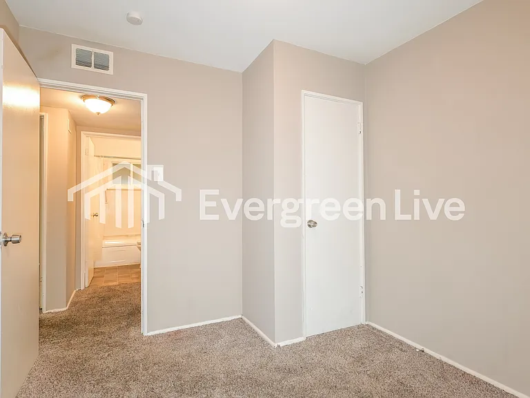 103 Young Dr — Photo 9