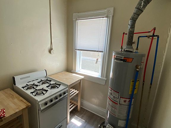 5th image of 11 S Crenshaw Ave APT C