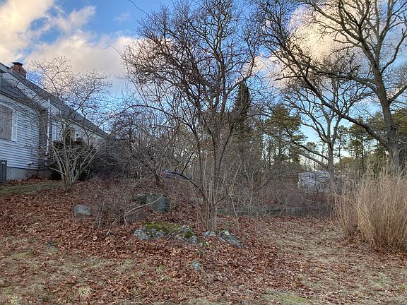 3rd image of 129 Driftwood Lane
