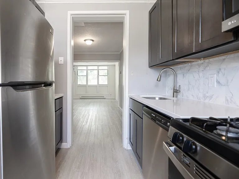 Cortlandt Living — Photo 23