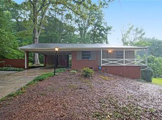 217 Hillandale Dr, Griffin, GA 30224