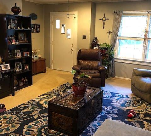2nd image of 112 Oltremari Ln