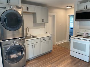 98 Cutlery Ave, Meriden, CT 06451