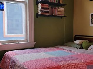 2626 Myrtle St, Oakland, CA 94607