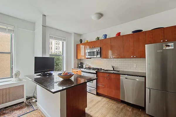 Rented by Corcoran | media 2