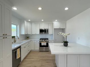 2432 Cabrillo Ave #C, Torrance, CA 90501