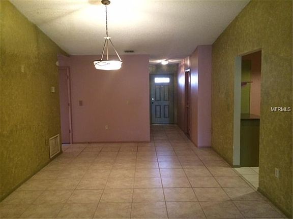 3rd image of 5942 Sagunto St