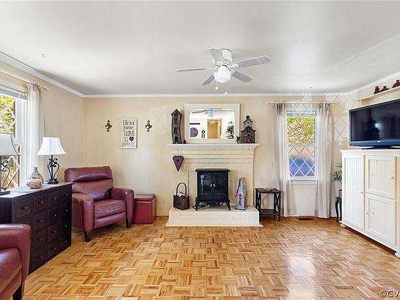 4th image of 10448 Seacliff Ln
