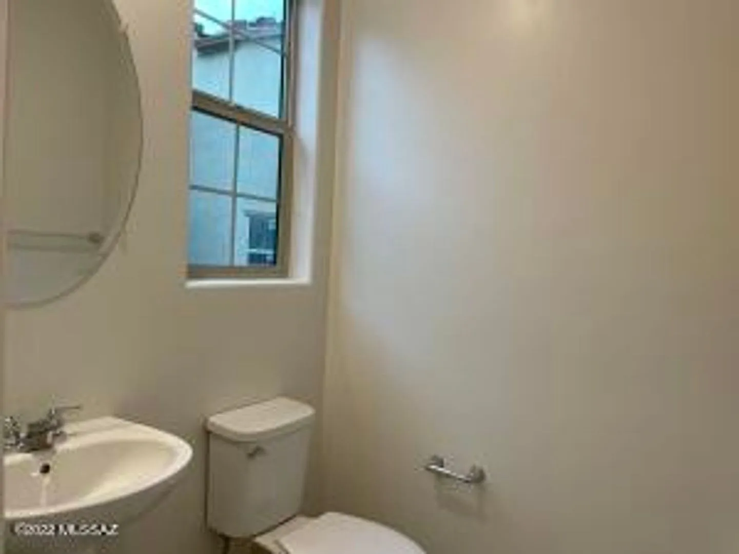 Beautiful 4Bdm 2.5Ba Home, Centrally located! — Photo 2