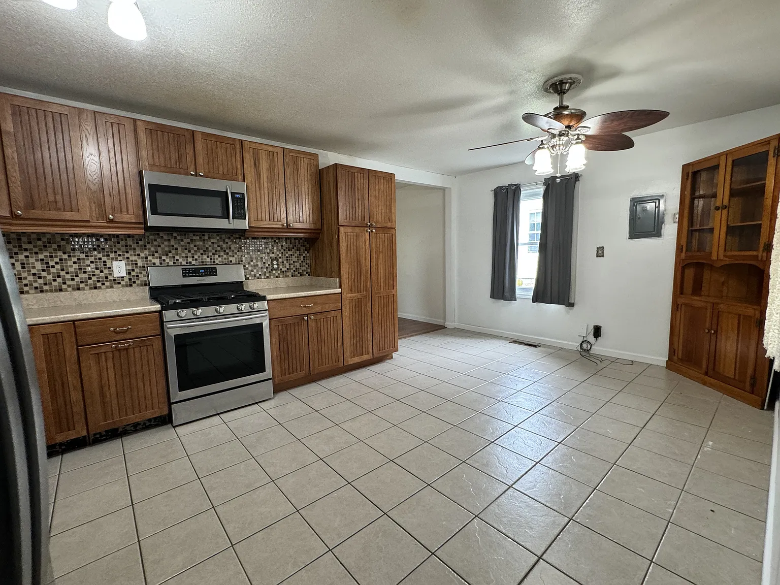 2510 Poplar Street - 1 — Photo 3
