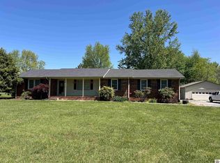 210 Skylark Dr, Hopkinsville, KY 42240