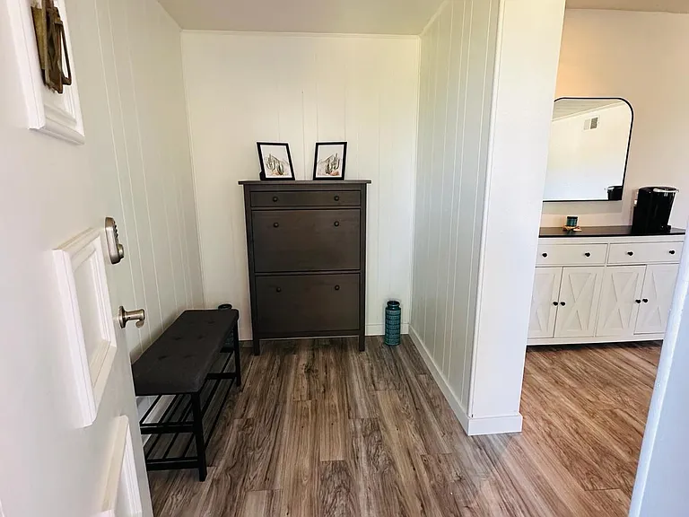 3010 E Copper St — Photo 3