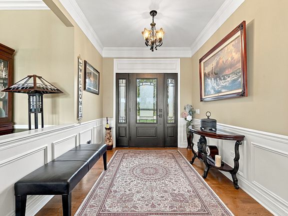 4th image of 11990 Summer Ridge Ln
