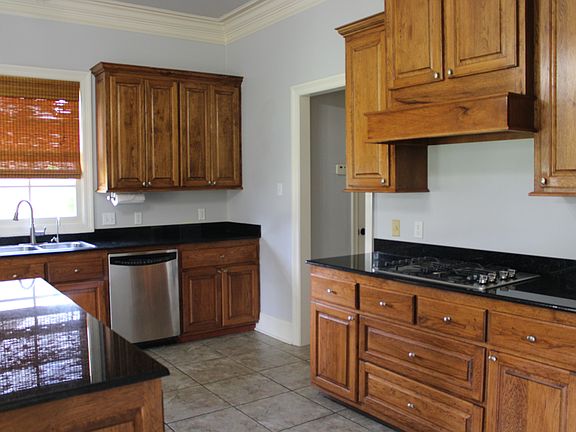 5th image of 19435 S Harrells Ferry Rd