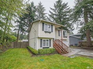 20813 107th St E, Sumner, WA 98390