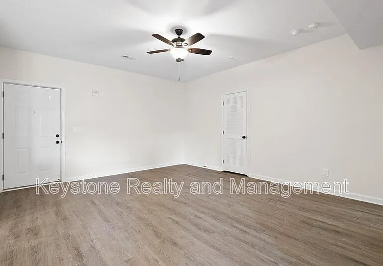 229 E. Johnson Circle — Photo 168