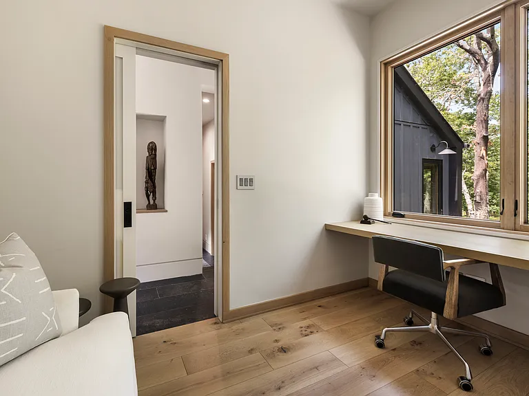 544 Wainscott Northwest Rd — Photo 21