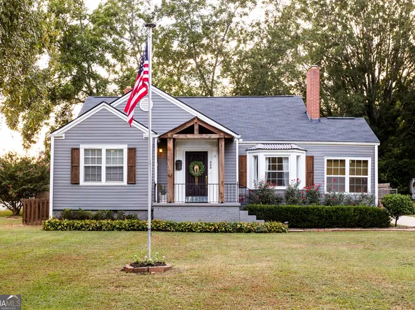 309 Emory St, Oxford, GA 30054