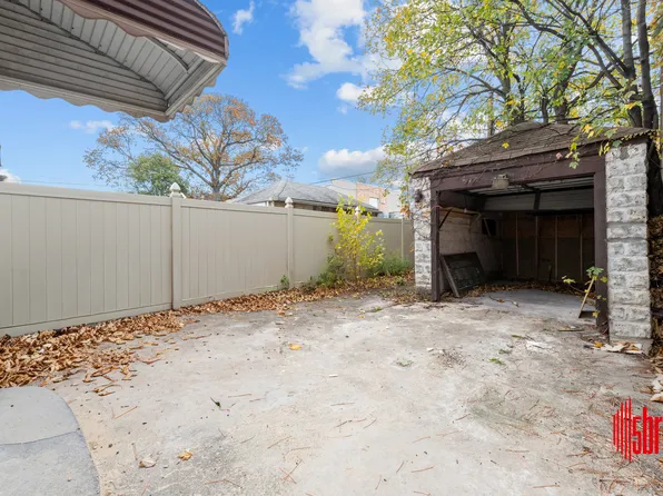 1703 East 46th Street image 20 of 21