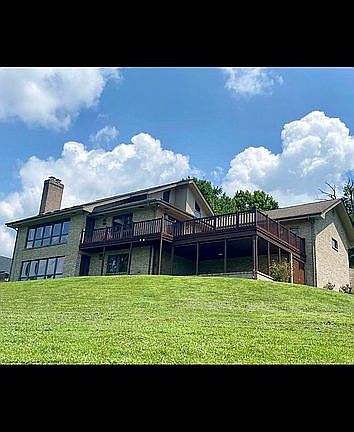 2nd image of 386 Cedar Ridge Dr