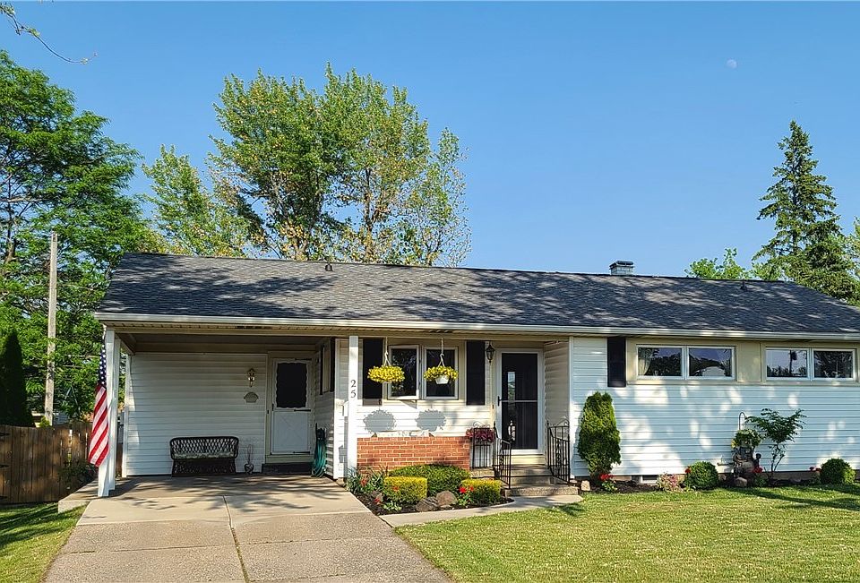 1st image of 25 Fairlane Ave