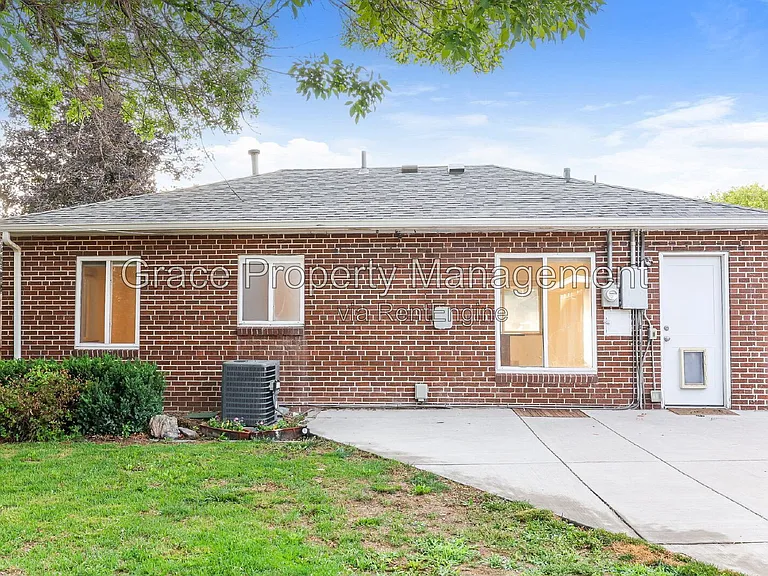 3075 N Dahlia St — Photo 17