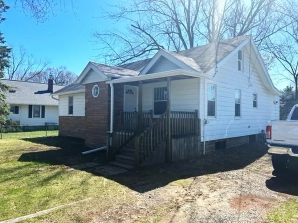 975 Avenue A, Springfield, MI 49037