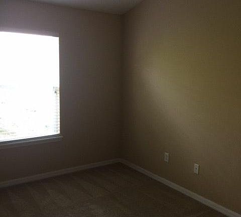 5th image of 2330 San Jacinto Cir