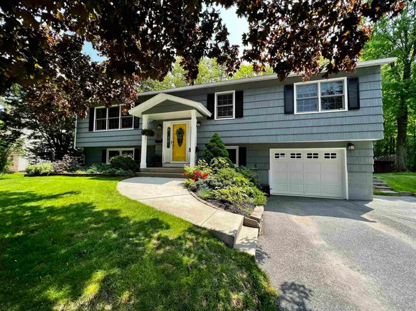 21 Orchard Terrace, Essex Junction, VT 05452