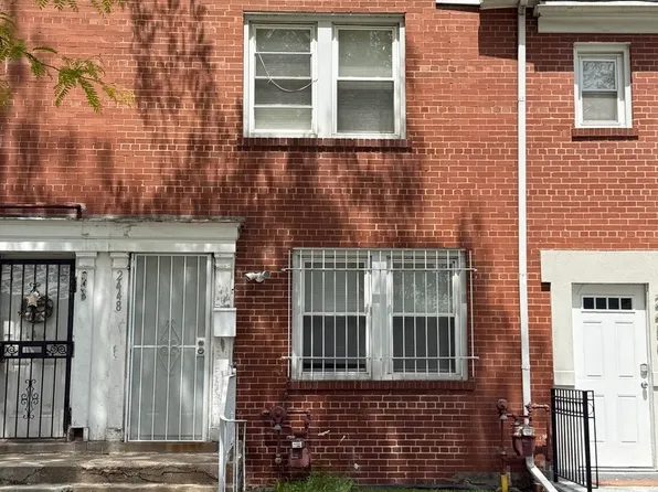 2448 E 74th St, Chicago, IL 60649