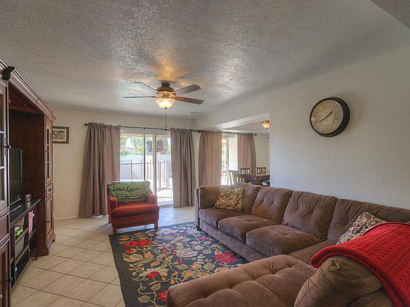 3rd image of 16814 N 40th Ave