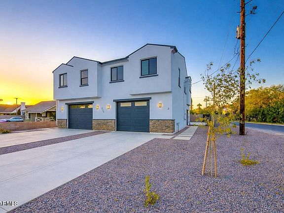 3rd image of 920 E Pasadena Avenue
