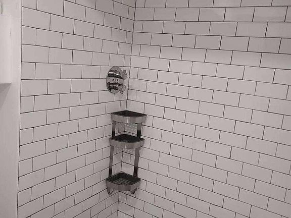 3rd image of 774 Lakeside Dr #Basement