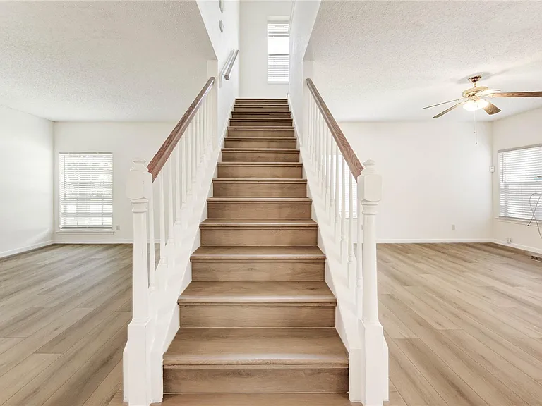 2338 Bent River Dr — Photo 14