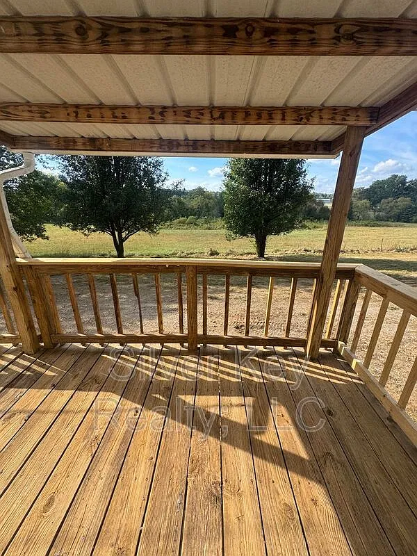 3 bed, 2.0 bath, $1,195 — Photo 4