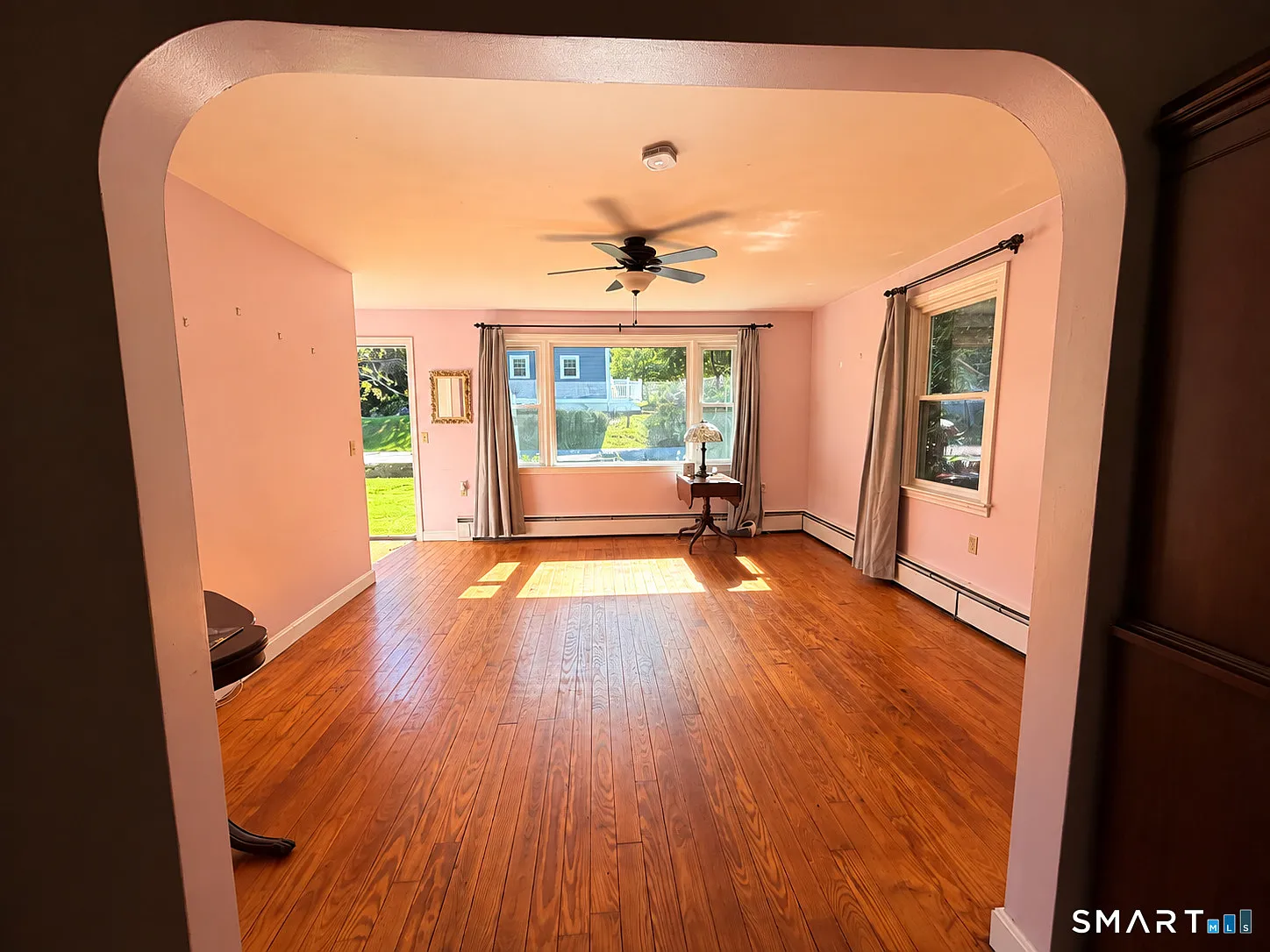 2 bed, 1080 sqft, $2,500 — Photo 3