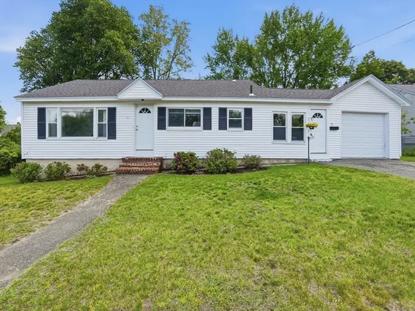 18 Rockwood Ln, Lawrence, MA 01843