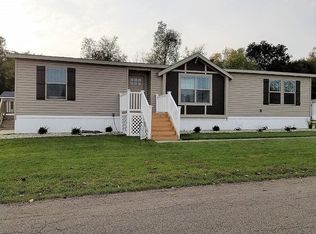 6218 Suffield Ln, Kalamazoo, MI 49009