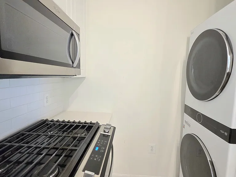 2791 Centerboro Dr #290 — Photo 10