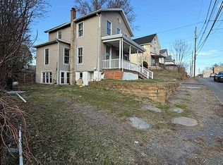 26 Parsonage St, Pittston, PA 18640