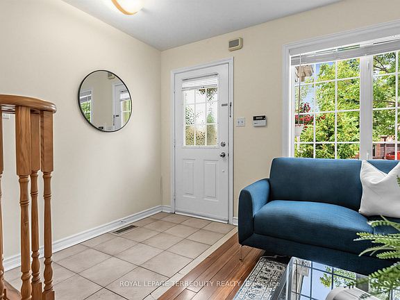 4th image of 83 Tianalee Cres