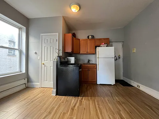 Rented by Reubel Group LLC | media 6